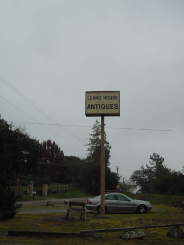 llano house highway sign